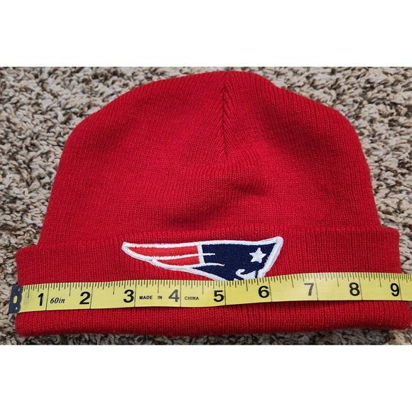 Officially Licensed NFL New England Patriots Embroidered Logo Red Beanie Hat - Picture 4 of 5